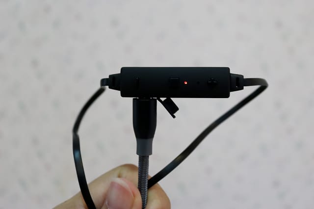 開箱|S79 藍牙4.1頸掛磁吸鋁製入耳式耳機IMG_4846.jpg 開箱|S79 藍牙4.1頸掛磁吸鋁製入耳式耳機IMG_4846.jpg