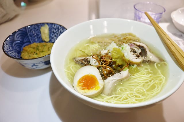 IMG_8893.jpg IMG_8893.jpg