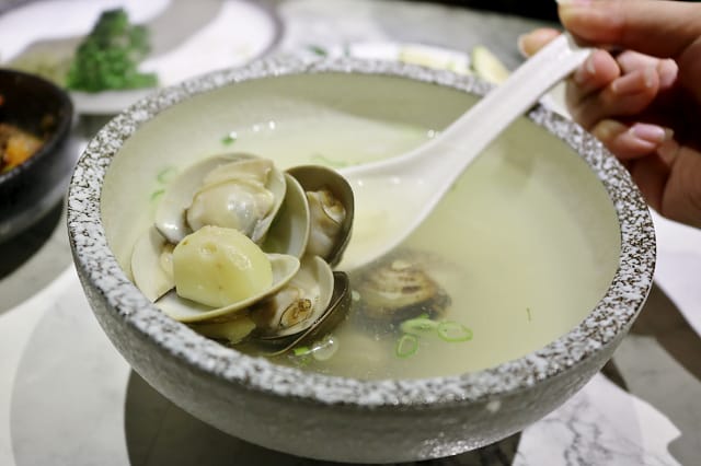 IMG_0186.jpg IMG_0186.jpg