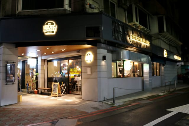 IMG_6835.jpg IMG_6835.jpg