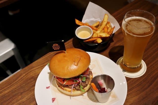 IMG_6825.jpg IMG_6825.jpg