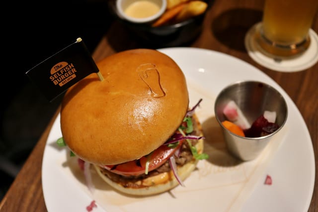 IMG_6828.jpg IMG_6828.jpg