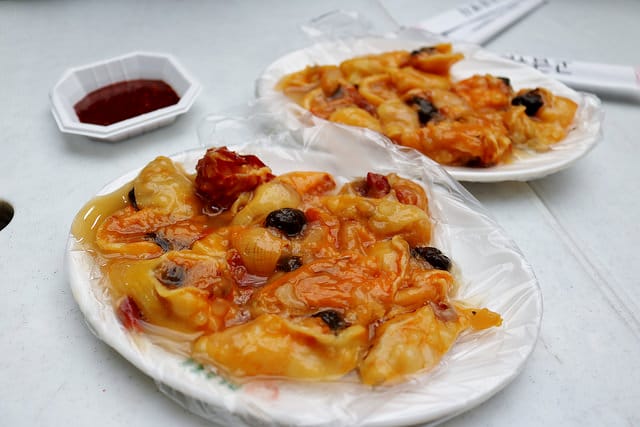 【韓國美食】首爾 廣藏市場 順熙家綠豆煎餅+豬肉餅.元祖麻藥飯捲.謎樣生物海鞘-韓式傳統小吃必吃推薦 - 第22張圖 IMG_3925