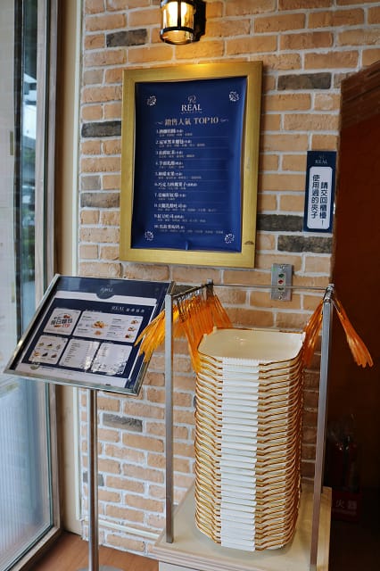 IMG_2588.jpg IMG_2588.jpg