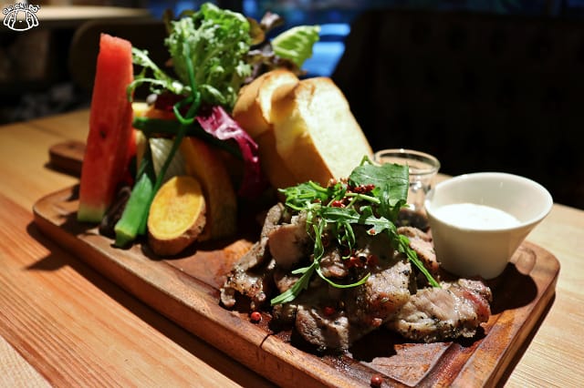 IMG_8955.jpg IMG_8955.jpg