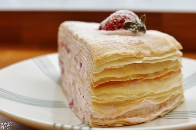 【台南中西區】KCEE Patisserie / 凱西姨姨手作甜點-超夯排隊秒殺甜點 季節限定草莓千層.草莓千層酥 - 第13張圖 【台南中西區】KCEE Patisserie / 凱西姨姨手作甜點-超夯排隊秒殺甜點 季節限定草莓千層.草莓千層酥