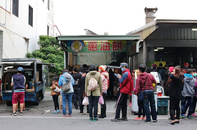 【台東旅遊】跟著鐵人玩台東 三天兩夜花東行-關山環鎮自行車道.關山臭豆腐老店.金花軒卑南包仔店.2016 Ironman 70.3 Taiwan鐵人三項國際邀請賽.黃記蔥油餅.萬家鄉餃子館.鐵花村 - 第43張圖 IMG_9171