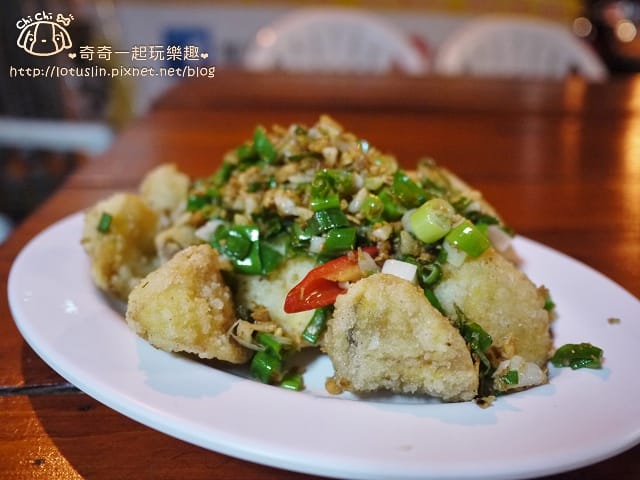 台南 府城騷烤家 宵夜美食-串燒．啤酒．小酌　純木炭燒烤 近火車站聚餐好所在