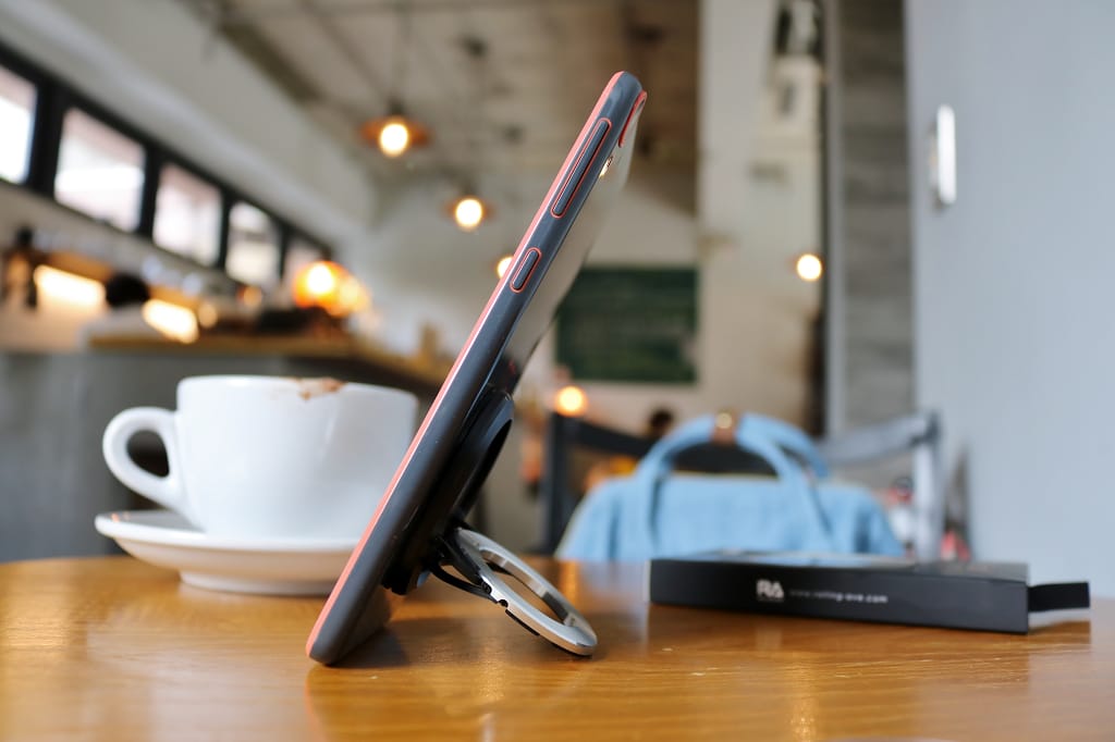 開箱｜citiesocial 找好東西 iCircle Uni 手機支架 黑色銀環