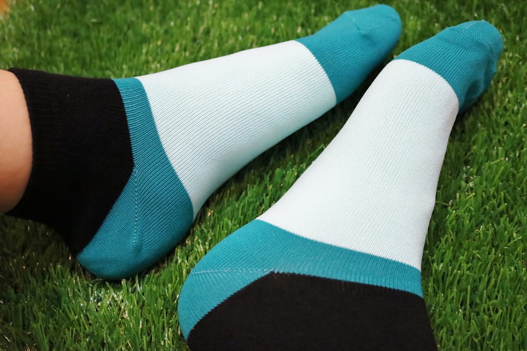 穿搭｜Monkey Sock多彩襪專賣 看心情穿襪子．繽紛生活