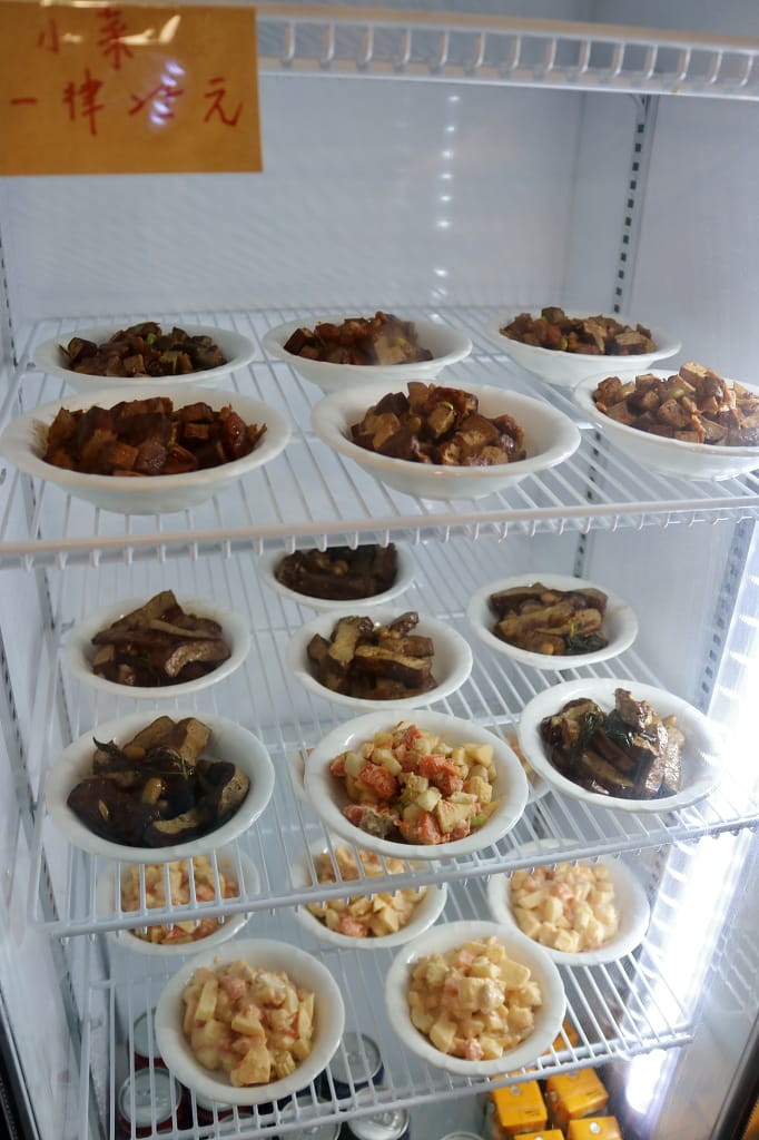 台南|Port155大蝦餛飩 餛飩撈麵.有整隻蝦子的大餛飩 - 第7張圖 台南|Port155大蝦餛飩 餛飩撈麵.有整隻蝦子的大餛飩