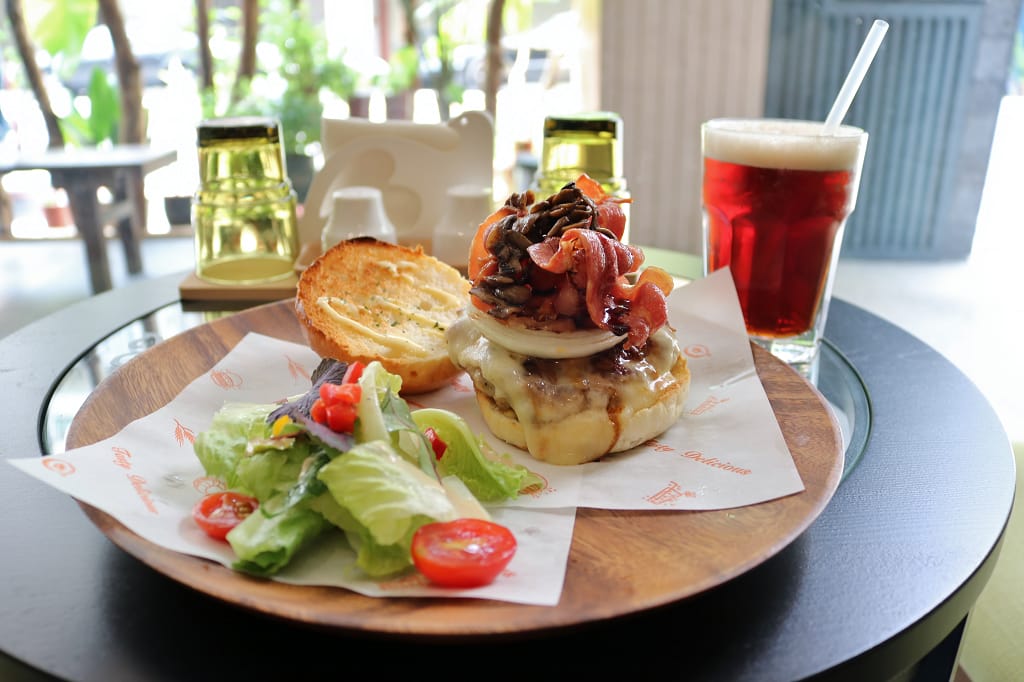 台南｜Wonder Food 餐館 義大利麵．舒芙蕾鬆餅