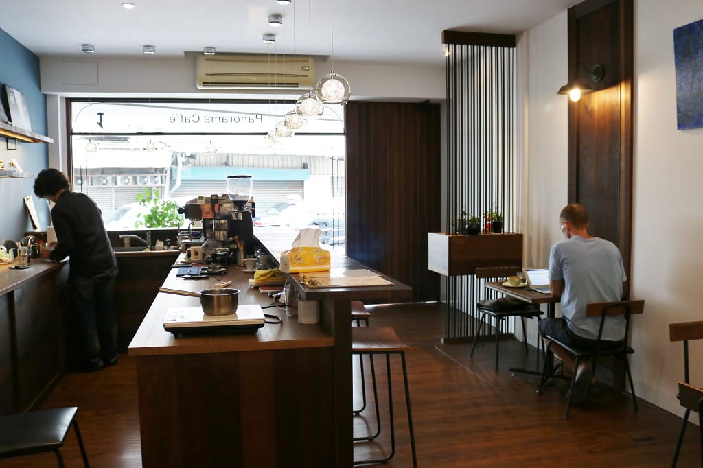台南|Panorama Caffé 手作甜點.手冲單品 巷弄裡的咖啡館 - 第4張圖 台南|Panorama Caffé 手作甜點.手冲單品 巷弄裡的咖啡館