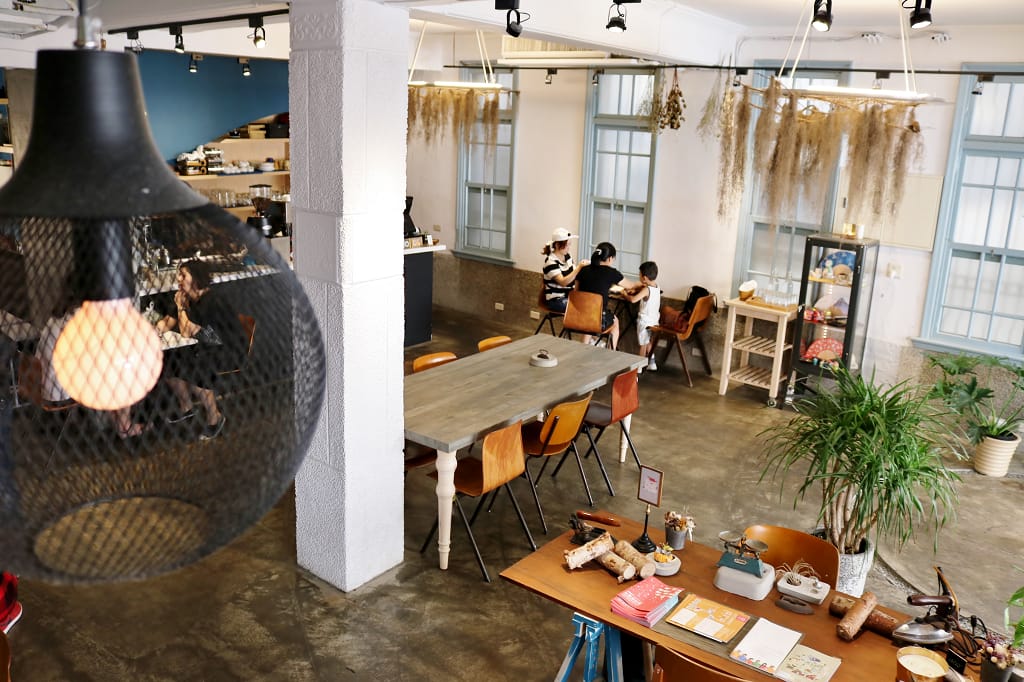 台南｜熨斗目花珈琲珈哩cafe WUDAO 新美街早午餐．少女心噴發的大理石蛋糕