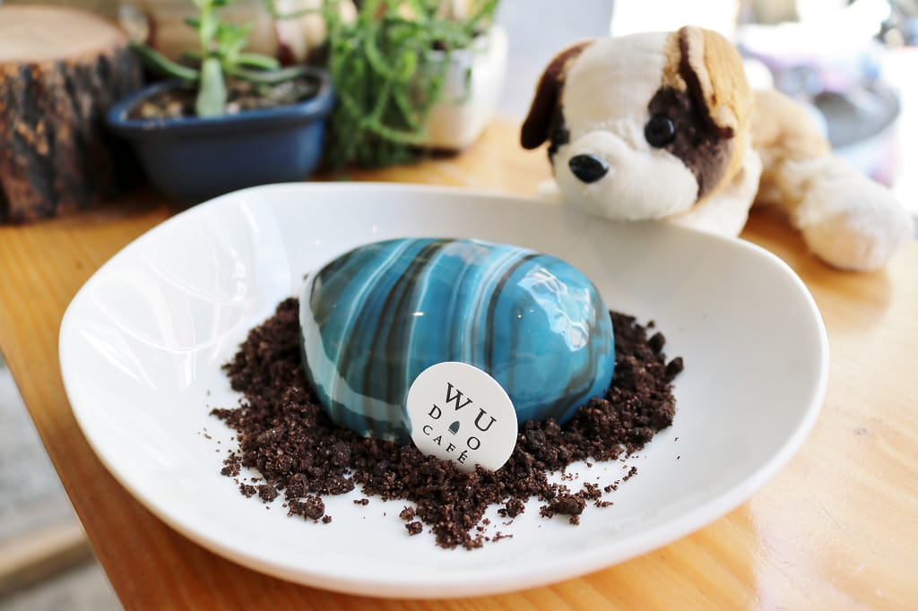 台南｜熨斗目花珈琲珈哩cafe WUDAO 新美街早午餐．少女心噴發的大理石蛋糕