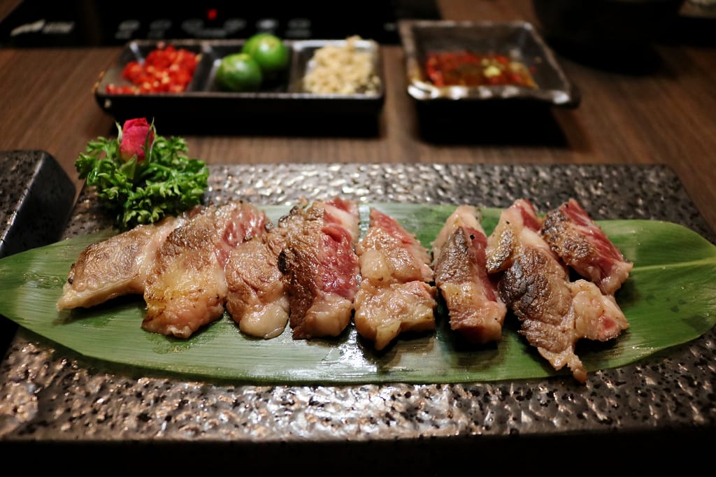 台北｜椰蘶 椰子雞鍋物 清甜椰子雞湯．特色火鍋推薦