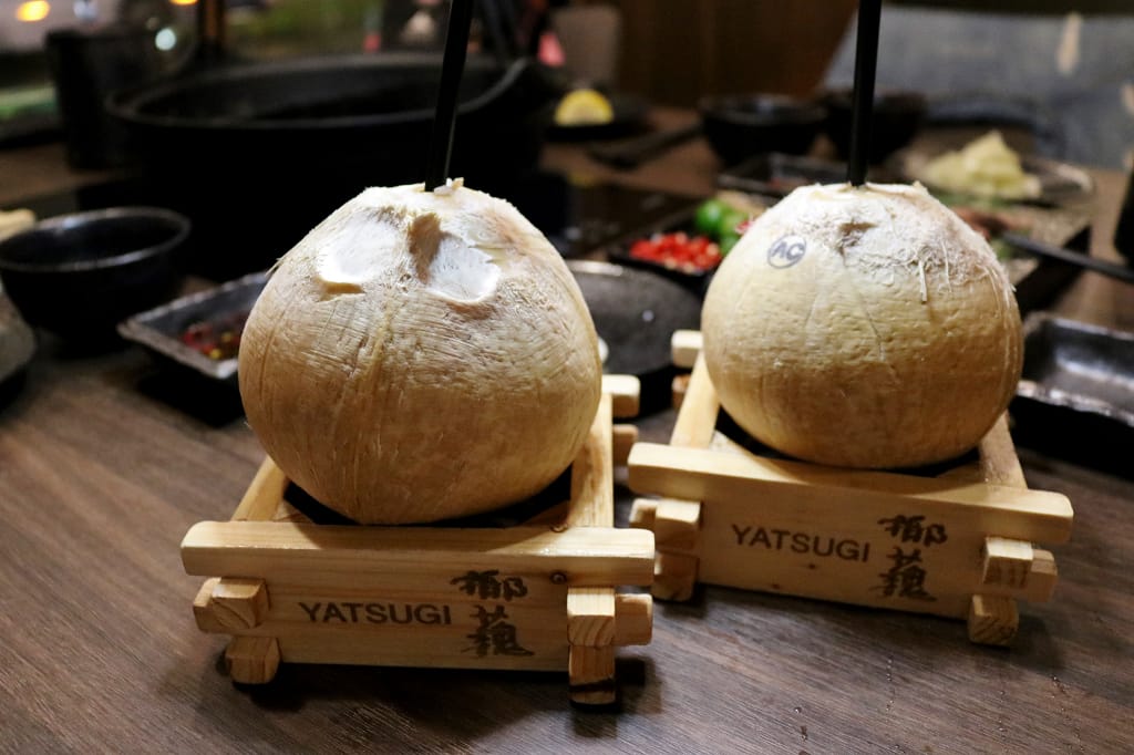 台北｜椰蘶 椰子雞鍋物 清甜椰子雞湯．特色火鍋推薦