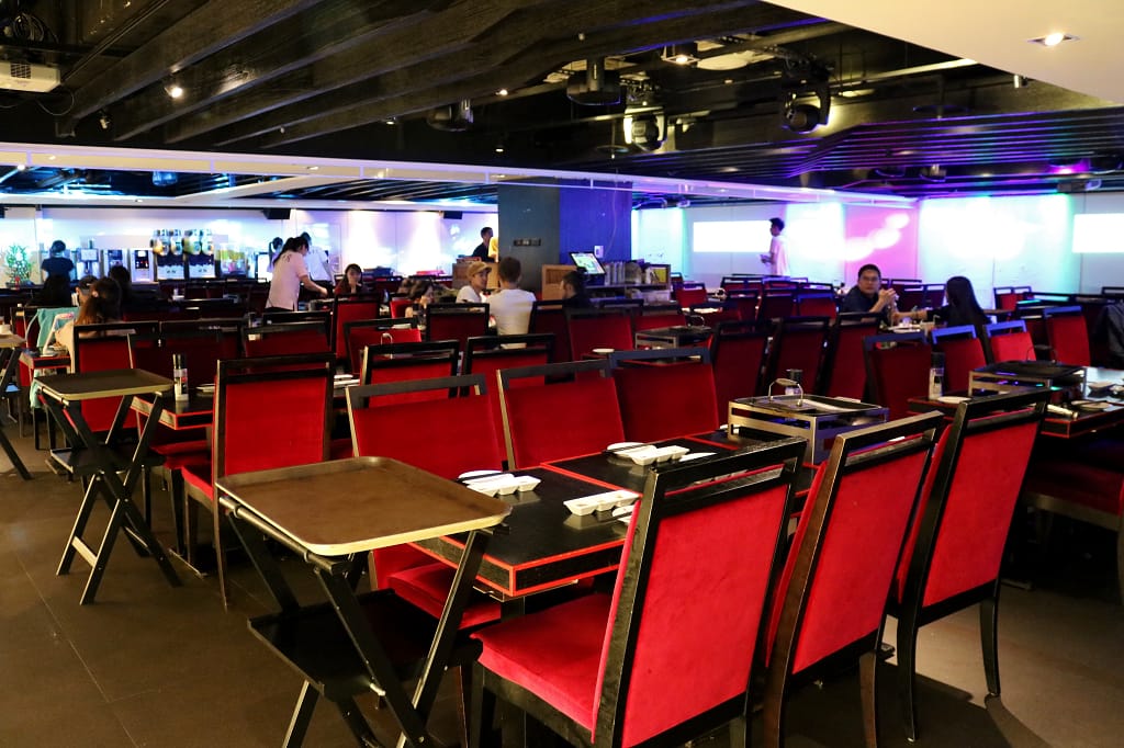 台北｜皇上吉饗 極品唐風燒肉 東區夜店風．大安區燒肉吃到飽