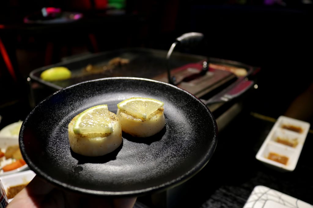 台北｜皇上吉饗 極品唐風燒肉 東區夜店風．大安區燒肉吃到飽