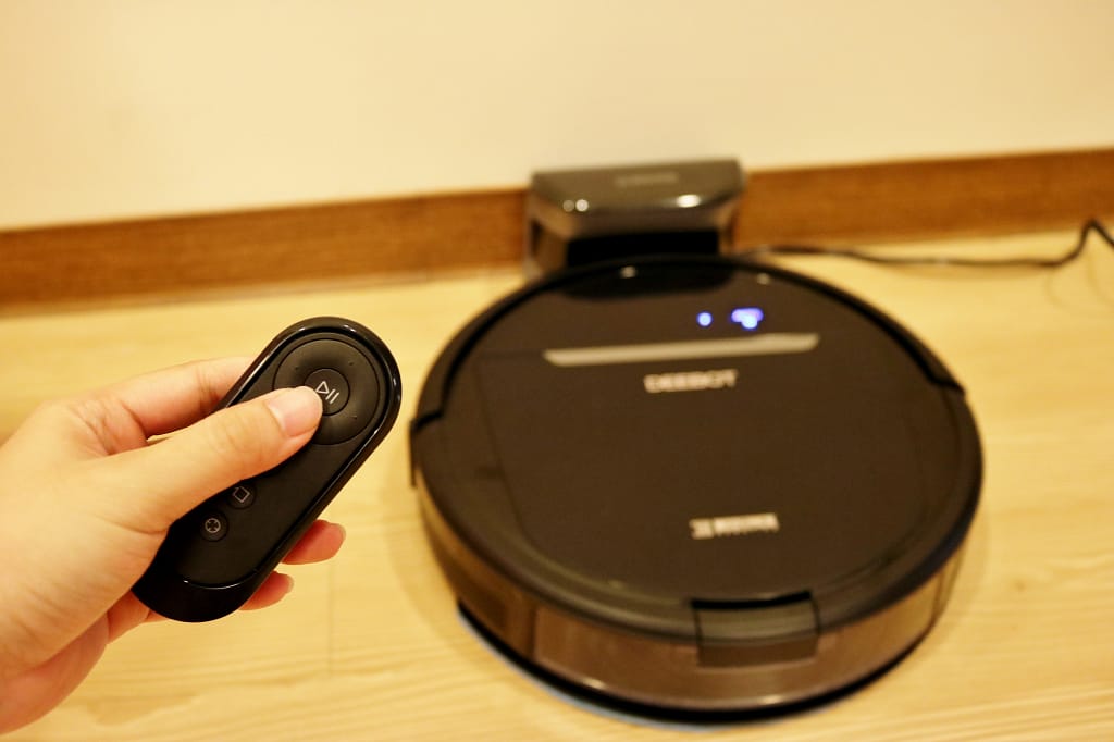 開箱｜ECOVACS 掃地機器人DEEBOT OZMO 600 掃、吸、拖三合一．居家清潔好幫手