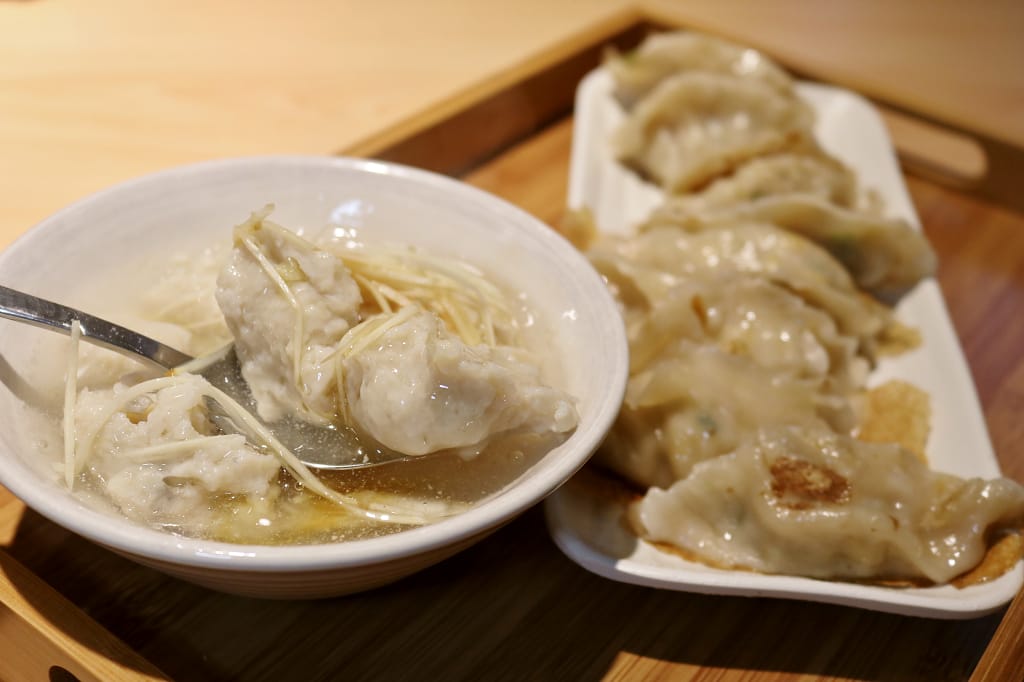 台南|小ㄚ鳳 浮水魚焿.煎餃 老店新傳承 人氣小吃新面貌 - 第9張圖 台南|小ㄚ鳳 浮水魚焿.煎餃 老店新傳承 人氣小吃新面貌