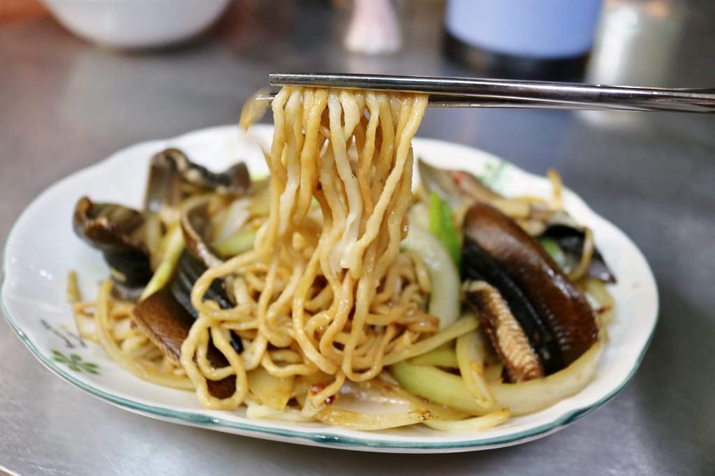 台南|阿銘鱔魚意麵 台南小吃推薦.比排隊名店更好吃 - 第9張圖 台南|阿銘鱔魚意麵 台南小吃推薦.比排隊名店更好吃