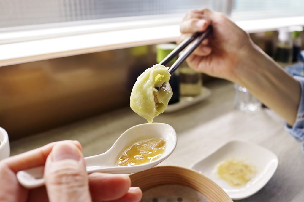 台南｜蠔運來了Goodluck 港式點心．手機點餐．軌道直送