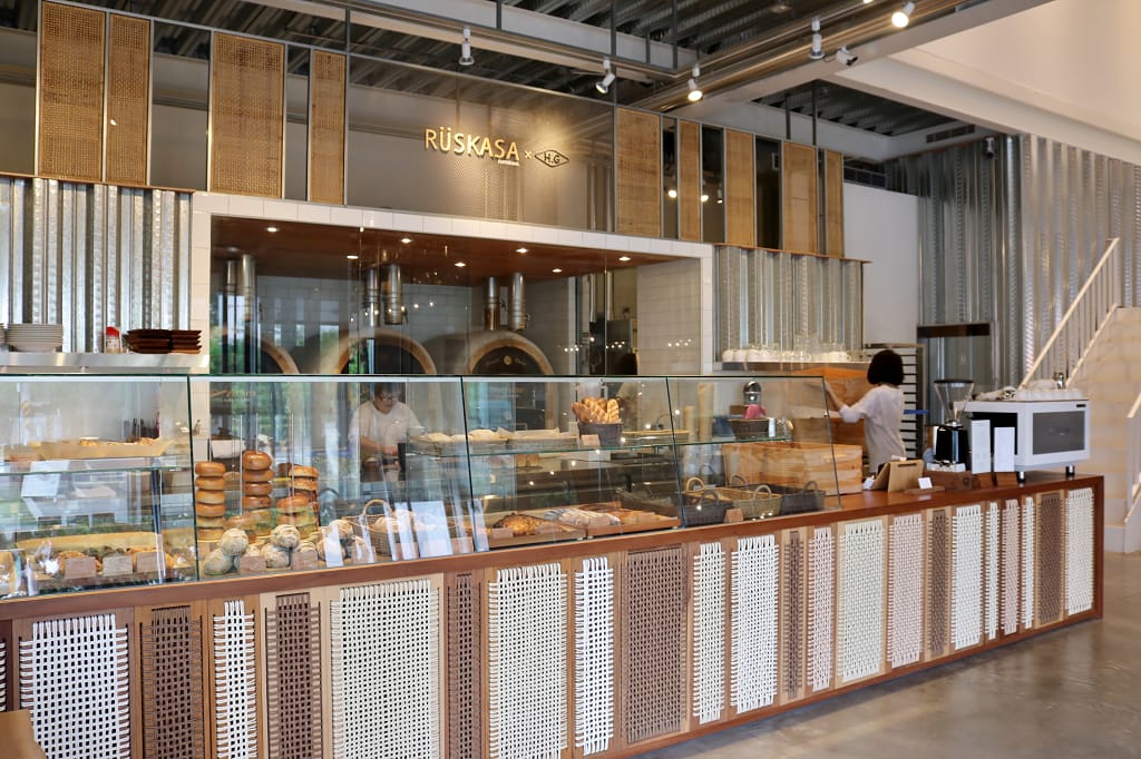 台南|RÜSKASA X H.G(台南健康店) 好擠麵包聯名咖啡館 安平早午餐推薦.美味窯烤麵包出爐囉~ - 第3張圖 台南|RÜSKASA X H.G(台南健康店) 好擠麵包聯名咖啡館 安平早午餐推薦.美味窯烤麵包出爐囉~