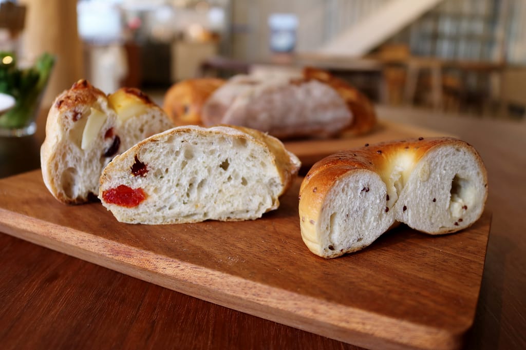 台南|RÜSKASA X H.G(台南健康店) 好擠麵包聯名咖啡館 安平早午餐推薦.美味窯烤麵包出爐囉~ - 第13張圖 台南|RÜSKASA X H.G(台南健康店) 好擠麵包聯名咖啡館 安平早午餐推薦.美味窯烤麵包出爐囉~