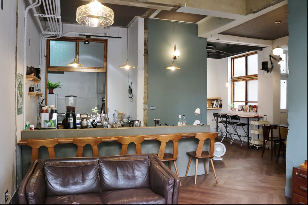台南|AKATSUKI 曉咖啡 老屋咖啡館.深夜咖啡館.手沖單品.可可控必訪 - 第3張圖 台南|AKATSUKI 曉咖啡 老屋咖啡館.深夜咖啡館.手沖單品.可可控必訪
