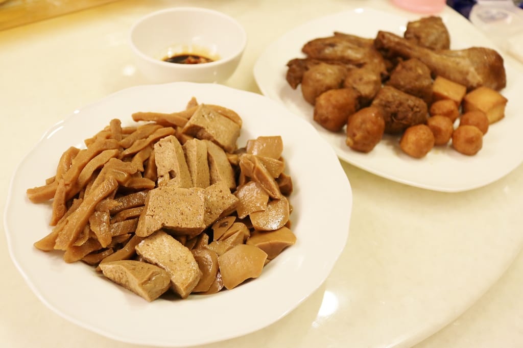 宅配｜中庸之道 滷食本鋪 滷味分享桶 團購美食．年節伴手禮推薦