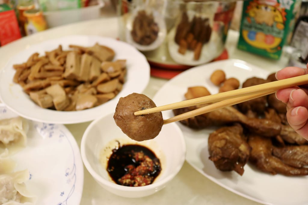宅配｜中庸之道 滷食本鋪 滷味分享桶 團購美食．年節伴手禮推薦