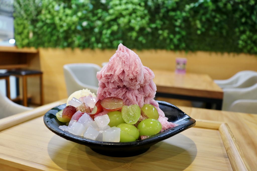 日本｜沖繩 アイスオアシス ICE Oasis 國際通必吃甜點推薦．沖繩限定紅芋雪綿冰