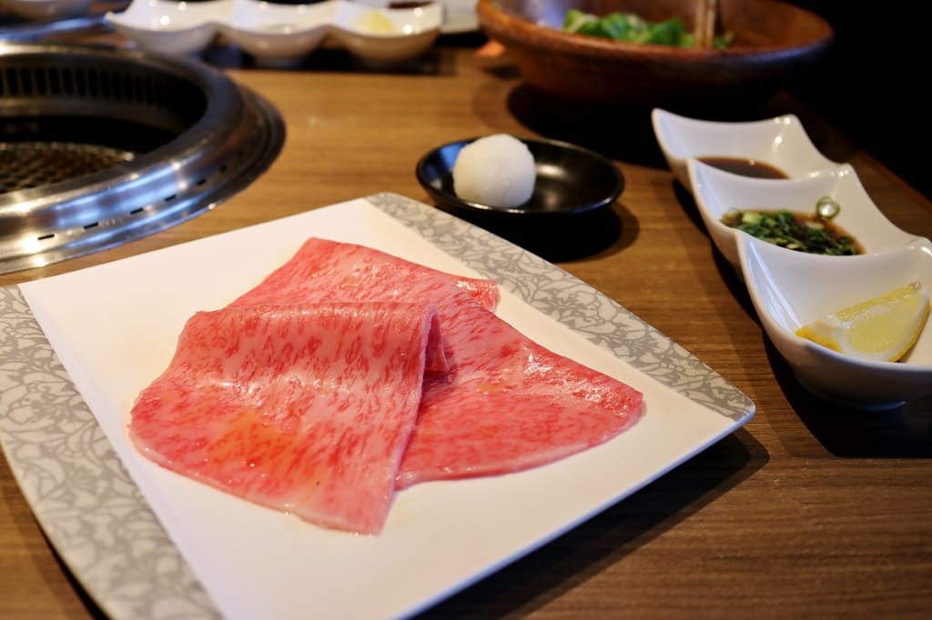 日本|沖繩 Roins 焼肉レストラン ロインズ 那霸黑毛和牛人氣燒肉店.國際通必吃美食 - 第17張圖 日本|沖繩 Roins 焼肉レストラン ロインズ 那霸黑毛和牛人氣燒肉店.國際通必吃美食