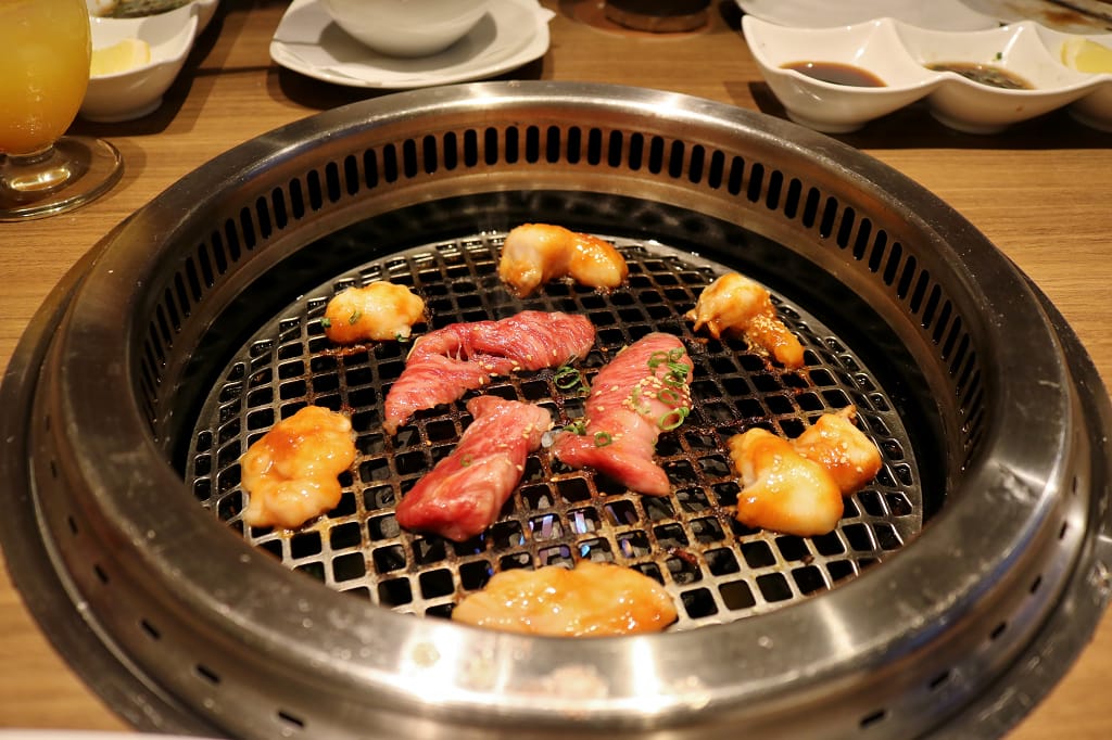 日本|沖繩 Roins 焼肉レストラン ロインズ 那霸黑毛和牛人氣燒肉店.國際通必吃美食 - 第25張圖 日本|沖繩 Roins 焼肉レストラン ロインズ 那霸黑毛和牛人氣燒肉店.國際通必吃美食