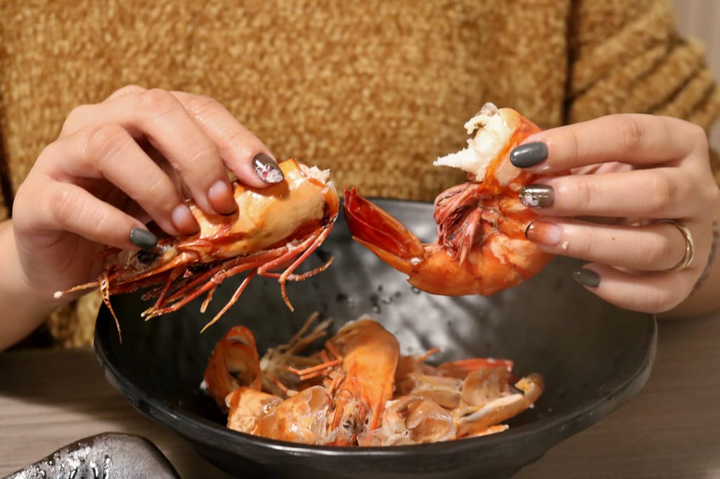 台北｜金鍋盃小火鍋四館(中正店) 冬季必吃！超霸氣海鮮航空母艦鍋．中正紀念堂火鍋推薦