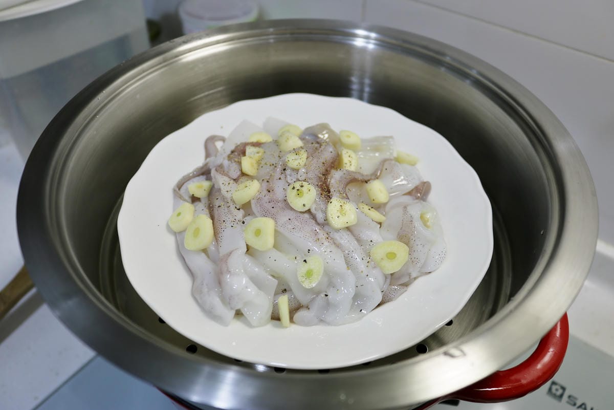 開箱|鍋寶歐風琺瑯鑄鐵鍋24CM+蒸籠開箱 零失敗料理推薦 - 第17張圖 開箱|鍋寶歐風琺瑯鑄鐵鍋24CM+蒸籠開箱 零失敗料理推薦