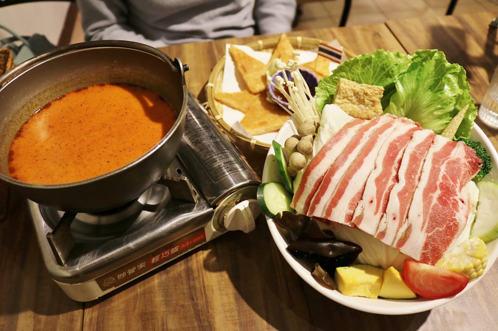 台北|Coco Brother 椰,兄弟 中山站個人泰式小火鍋.泰式定食.泰式商業午餐.泰式甜點 - 第9張圖 台北|Coco Brother 椰,兄弟 中山站個人泰式小火鍋.泰式定食.泰式商業午餐.泰式甜點
