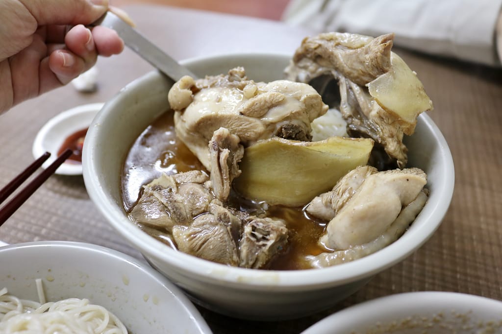 台北|阿圖麻油雞(總店) 冬至進補首選.晴光商圈美食推薦 - 第6張圖 台北|阿圖麻油雞(總店) 冬至進補首選.晴光商圈美食推薦
