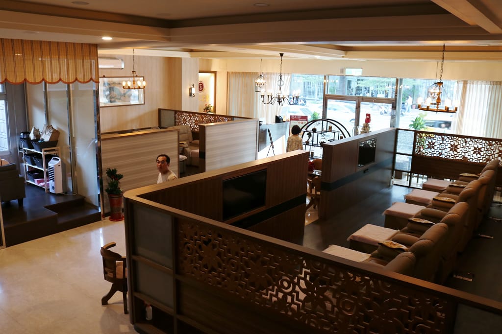 台南|綠海足體養生館(原天人上醫養生會館) 古法經絡按摩.足底按摩推薦 - 第9張圖 台南|綠海足體養生館(原天人上醫養生會館) 古法經絡按摩.足底按摩推薦