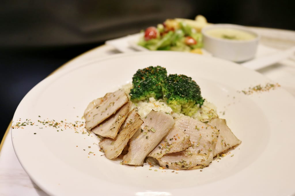 台北|J&R義法料理 忠孝復興站美食.鹹甜法式薄餅推薦 - 第6張圖 台北|J&R義法料理 忠孝復興站美食.鹹甜法式薄餅推薦