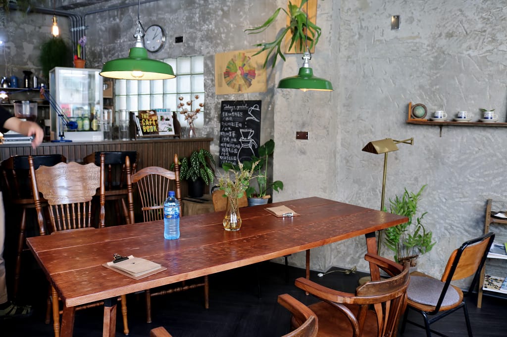 台南|二子咖啡 asleep coffee bar 深夜咖啡館.手沖單品咖啡 - 第5張圖 台南|二子咖啡 asleep coffee bar 深夜咖啡館.手沖單品咖啡