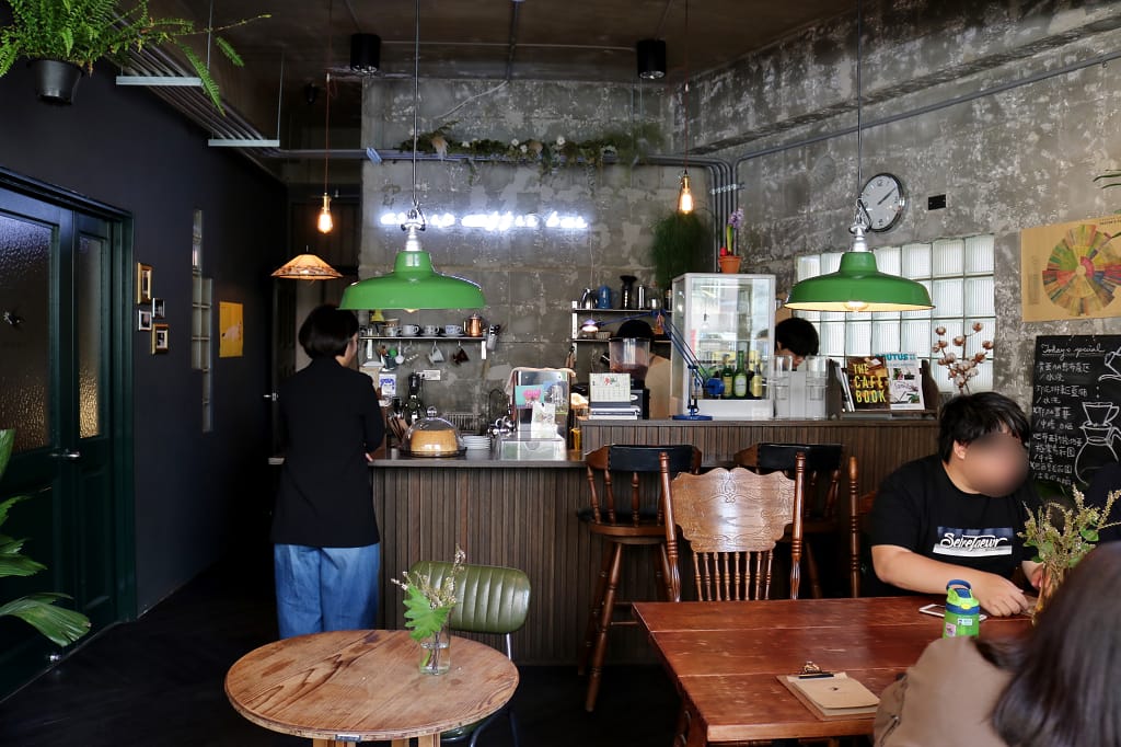 台南|二子咖啡 asleep coffee bar 深夜咖啡館.手沖單品咖啡 - 第3張圖 台南|二子咖啡 asleep coffee bar 深夜咖啡館.手沖單品咖啡