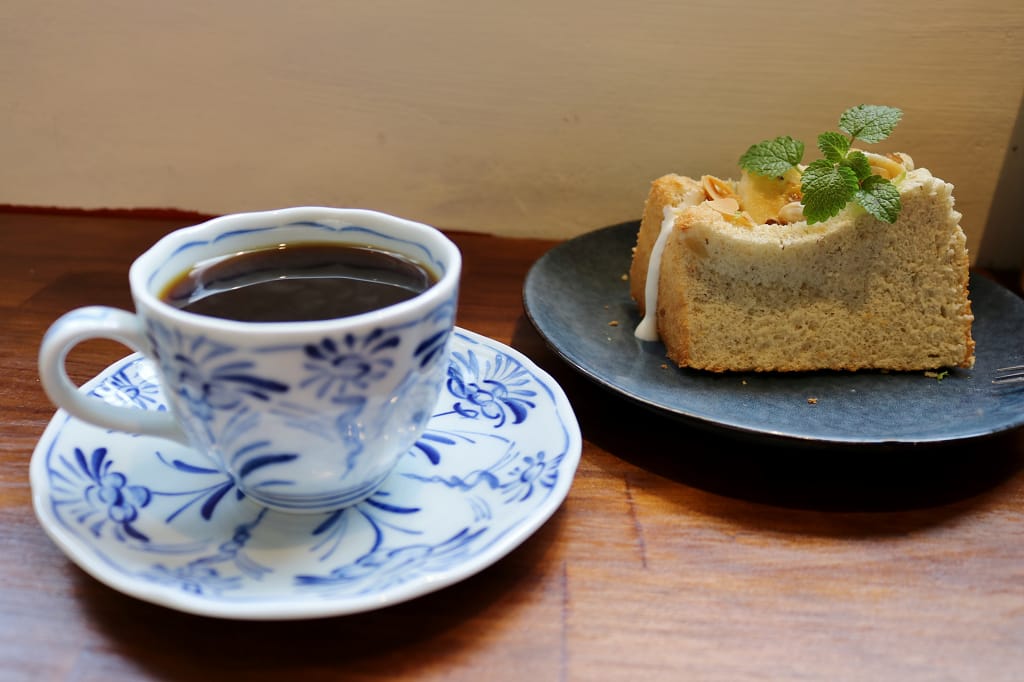 台南|二子咖啡 asleep coffee bar 深夜咖啡館.手沖單品咖啡 - 第15張圖 台南|二子咖啡 asleep coffee bar 深夜咖啡館.手沖單品咖啡