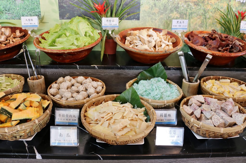 台南｜藝術轉角 東東蔬食鍋 呷菜啦！台南蔬食火鍋推薦