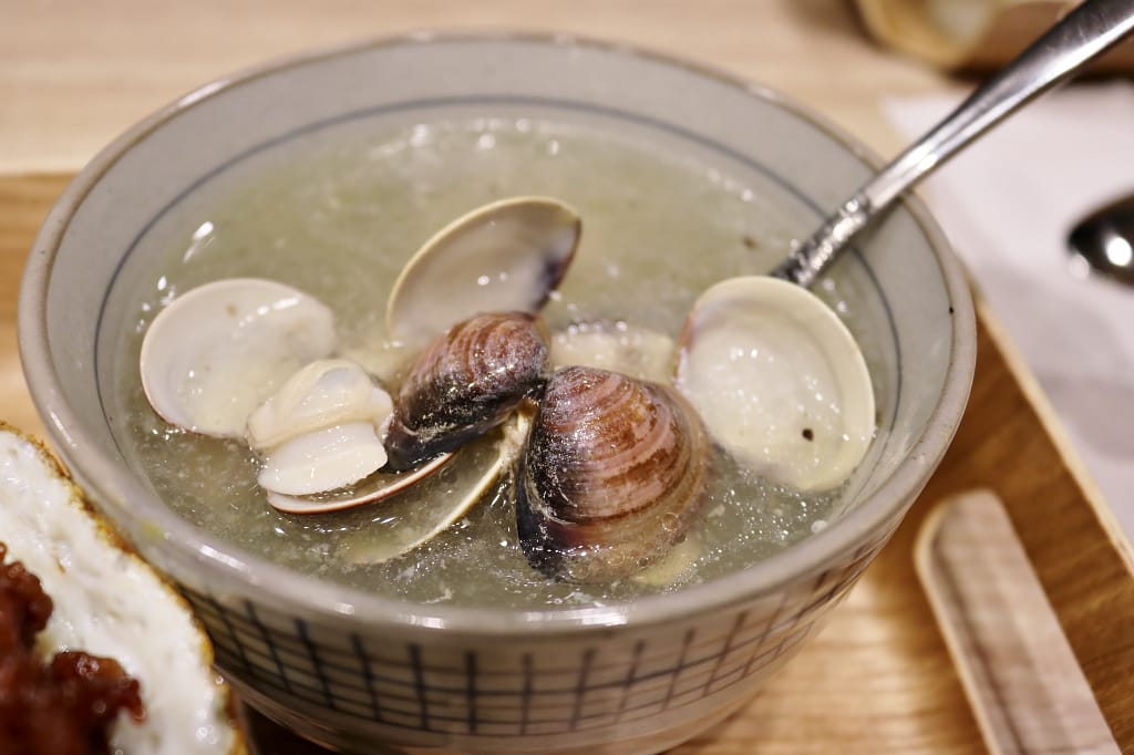 台南｜湧飯 海南雞飯．椒麻雞腿飯．照燒雞腿飯