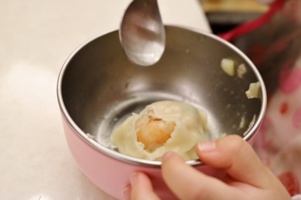 宅配｜果貿吳媽家餃子 豪華海鮮喜氣組 餡料飽滿的干貝蝦仁水餃