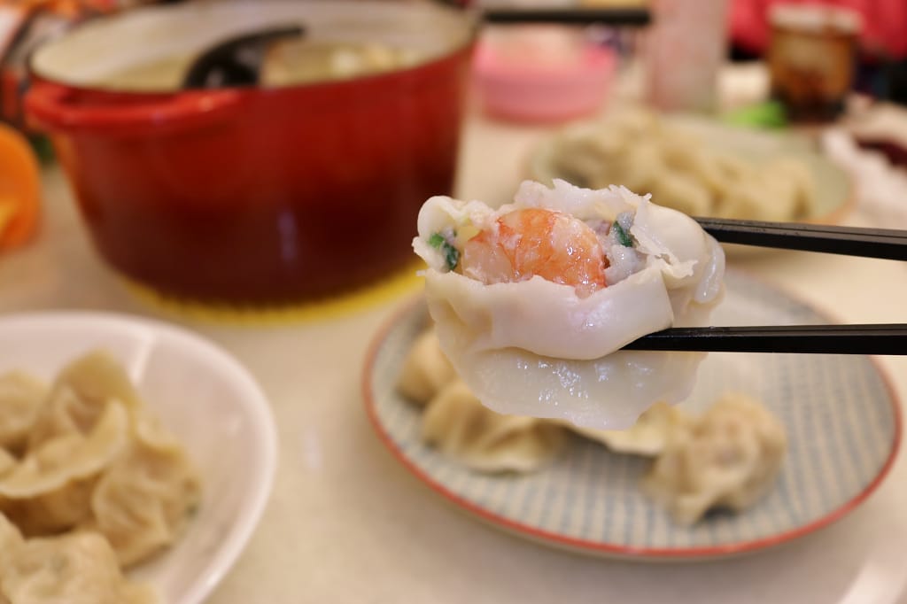 宅配｜果貿吳媽家餃子 豪華海鮮喜氣組 餡料飽滿的干貝蝦仁水餃