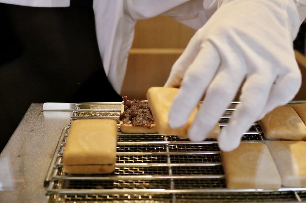 台北｜滋養豆餡舖 季節限定草莓大福 迪化街六十年老字號日式和菓子