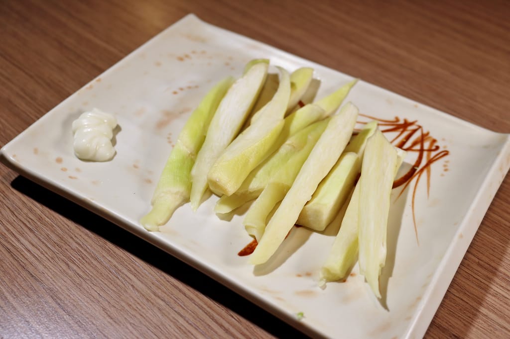 台北｜雞老爺 搭捷運也能吃到美味的藥膳桶仔雞．日式串燒．平日生啤酒買一送一